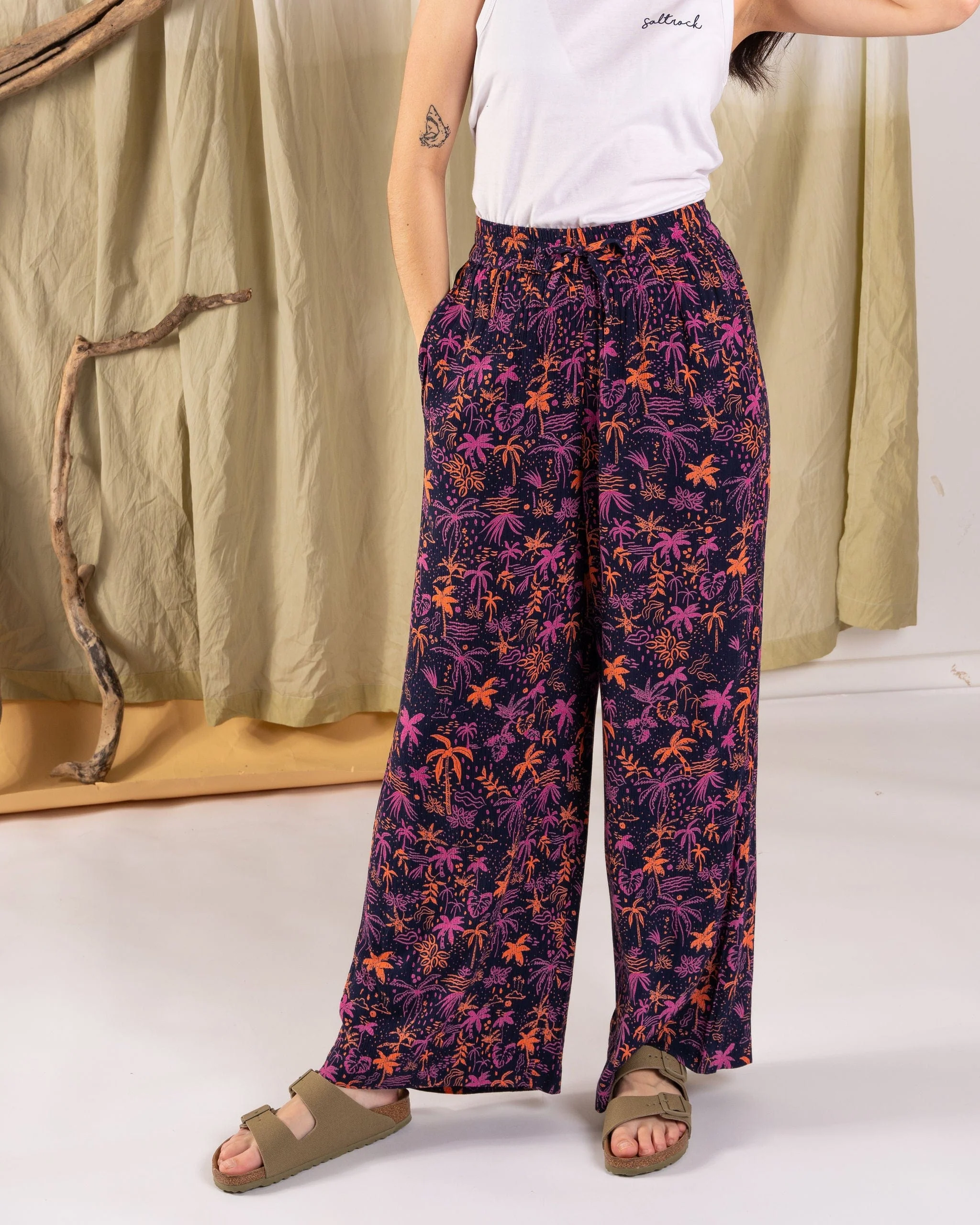 Acapulco Womens Lightweight Wide Leg Trousers in Multi - Image 2
