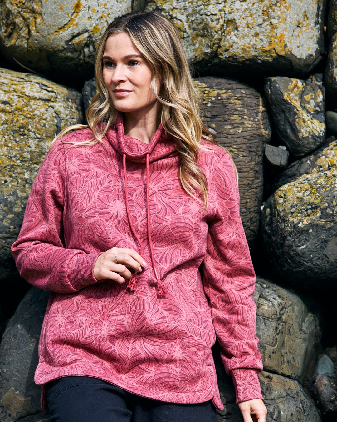 Harper Womens All Over Print Longline Pop Sweat in Pink