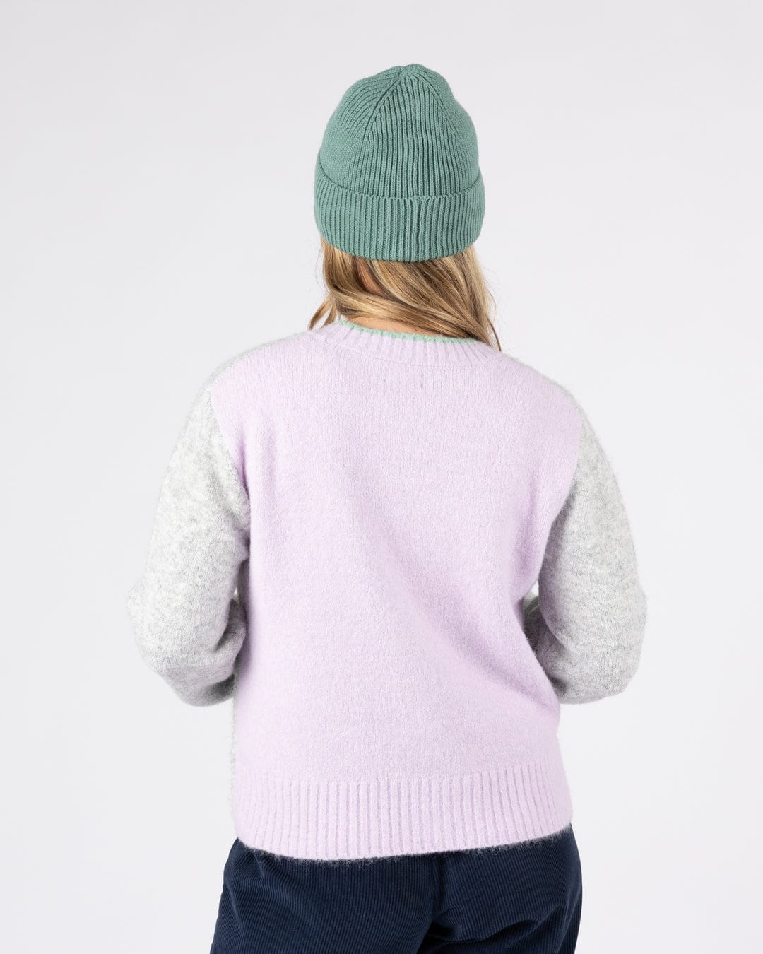 Artie Womens Cardigan in Grey - Image 7