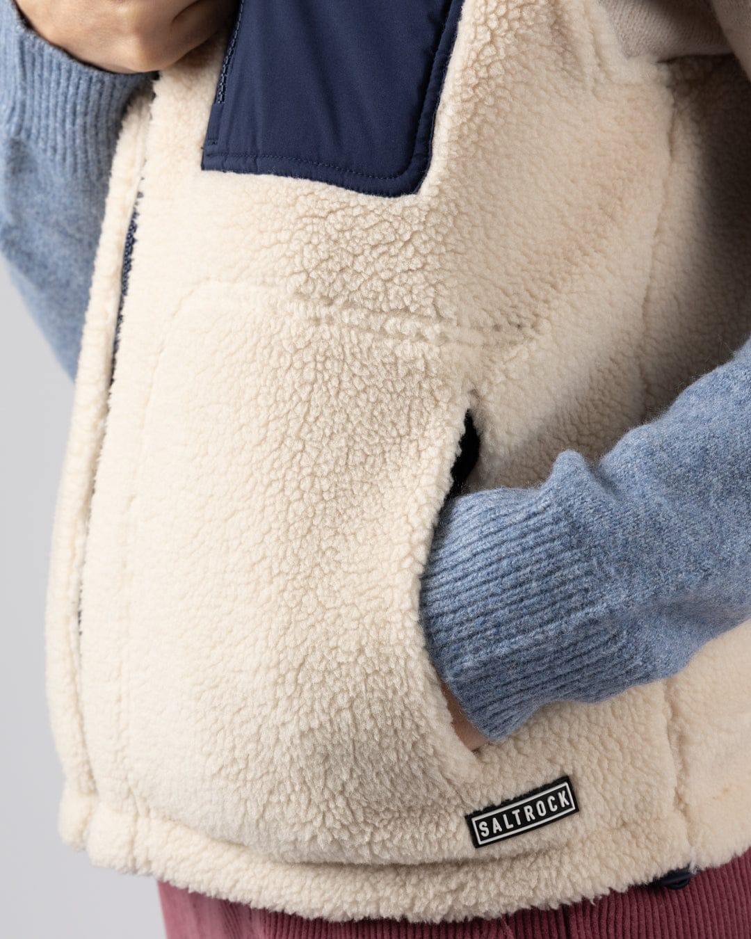 Astra Borg Womens Reversible Gilet in Navy - Image 9