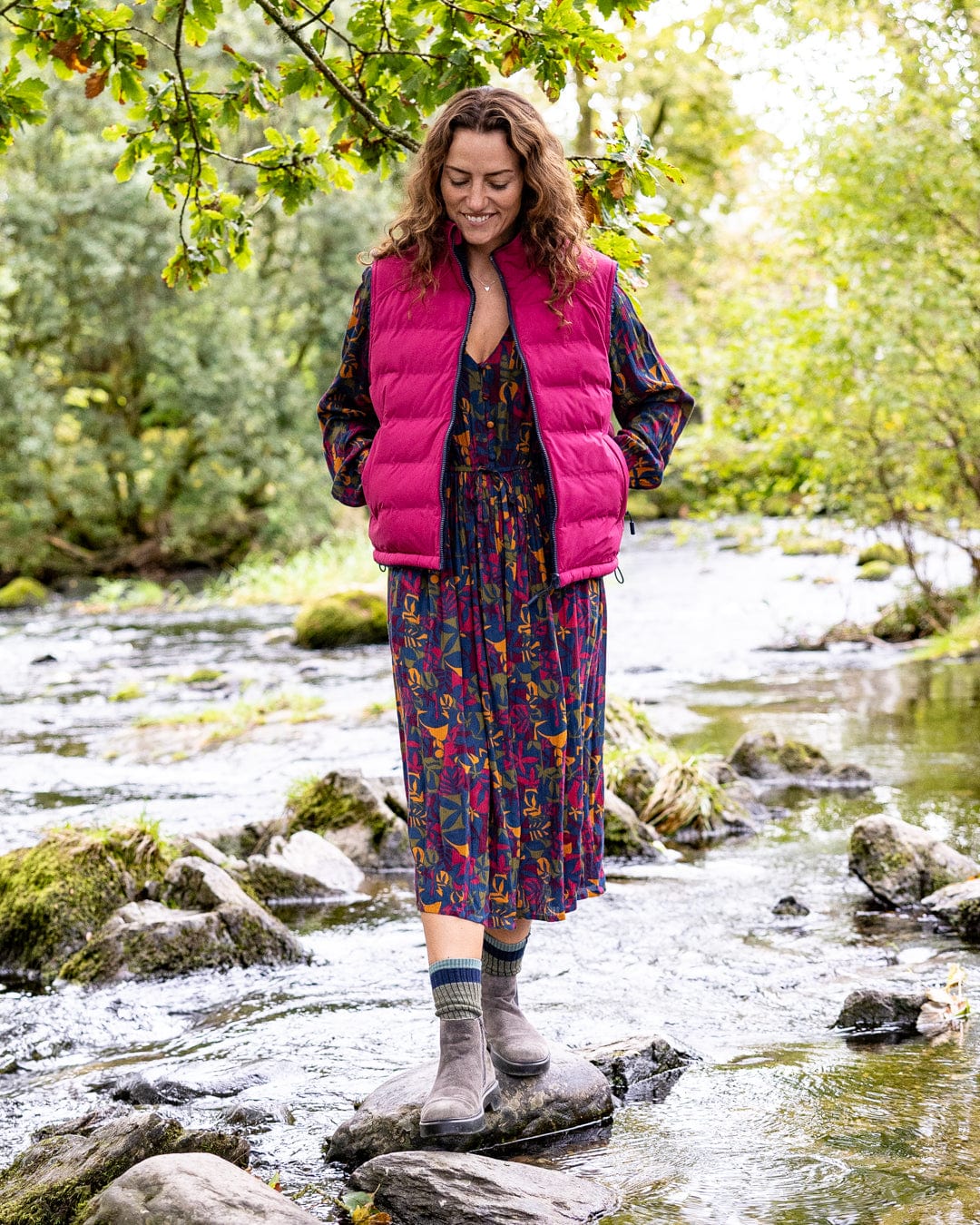 Astra Fleece Womens Reversible Gilet in Blue/Pink - Image 4