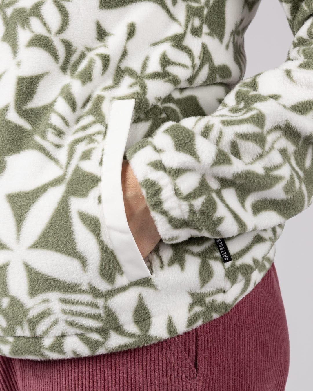 Balance  Womens Zip Fleece in Light Green - Image 4