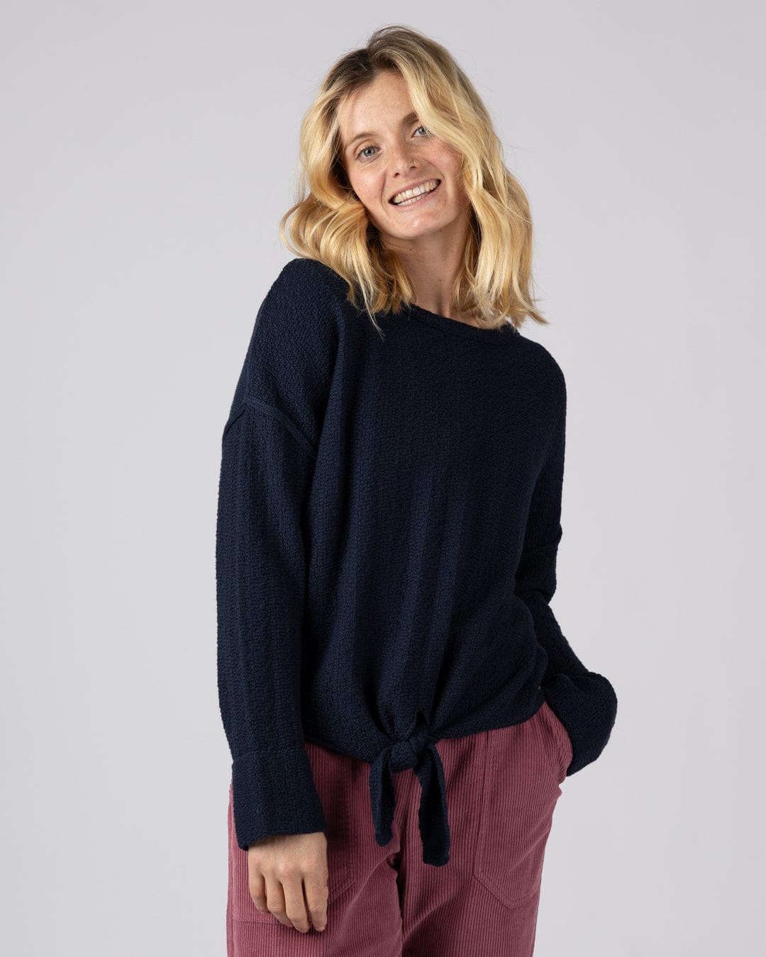 Beachtide  Womens Knot Front Knit Jumper in Blue - Image 3