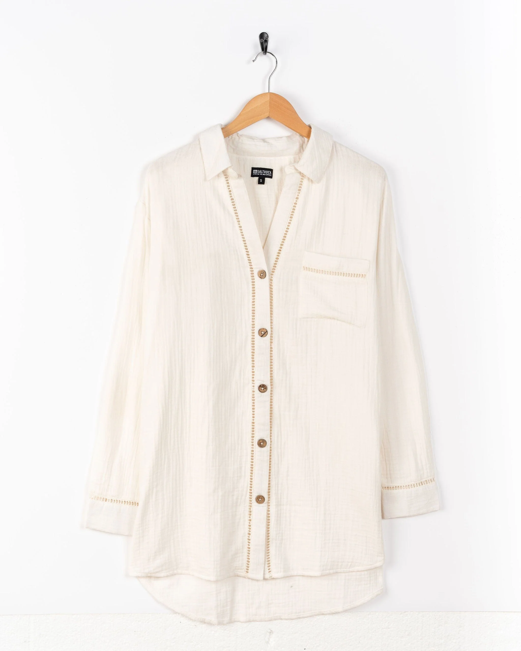 Calma Womens Oversized Beach Shirt in Cream - Image 5