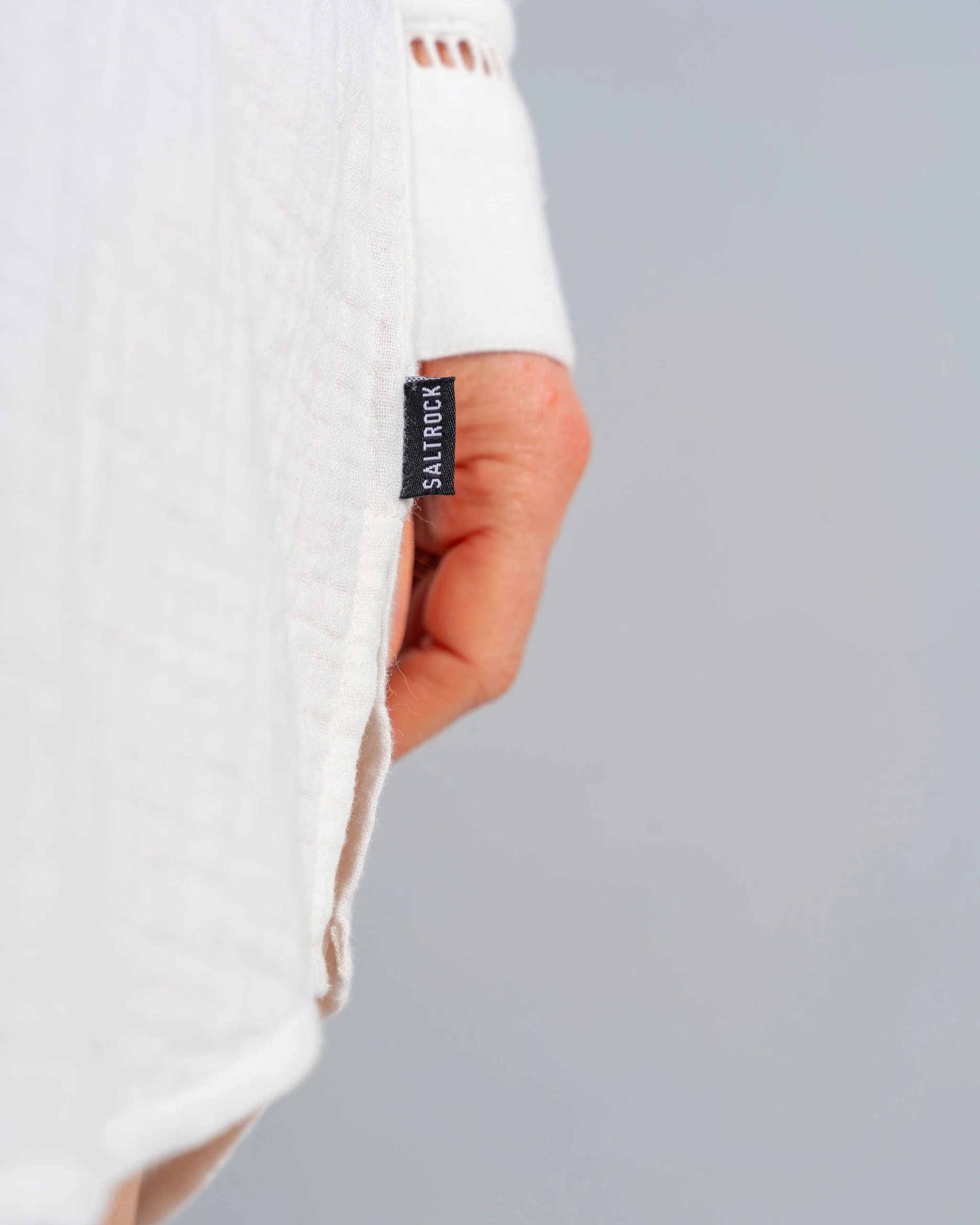 Calma Womens Oversized Beach Shirt in Cream - Image 9