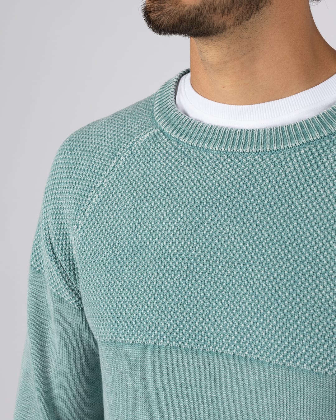 Coombe Mens Knitted Jumper in Blue - Image 3
