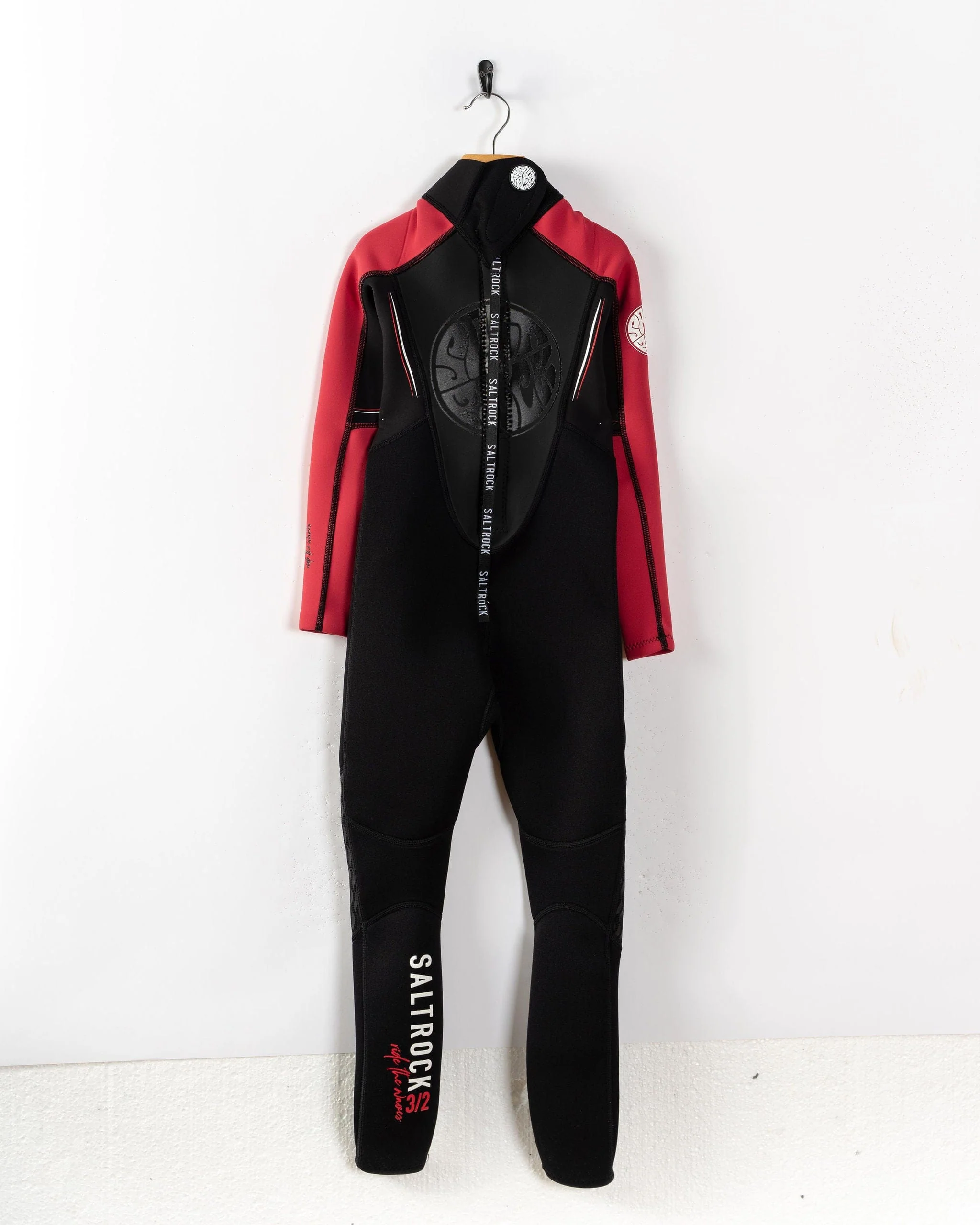 Core Kids 3/2 Full Wetsuit in Black/Red - Image 5