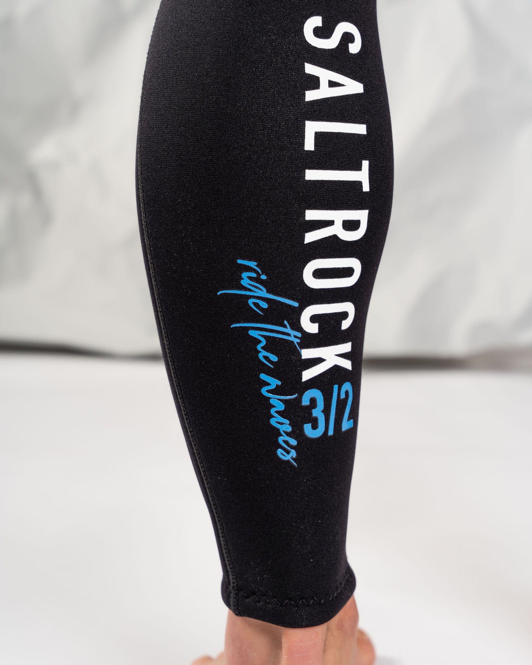 Core Mens 3/2 Full Wetsuit in Blue/Black - Image 9