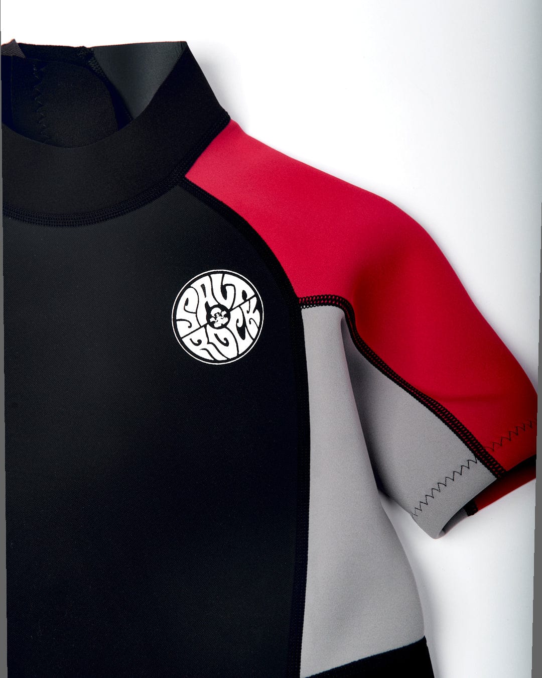 Core Boys 3/2 Shortie Wetsuit in Black/Red - Image 7