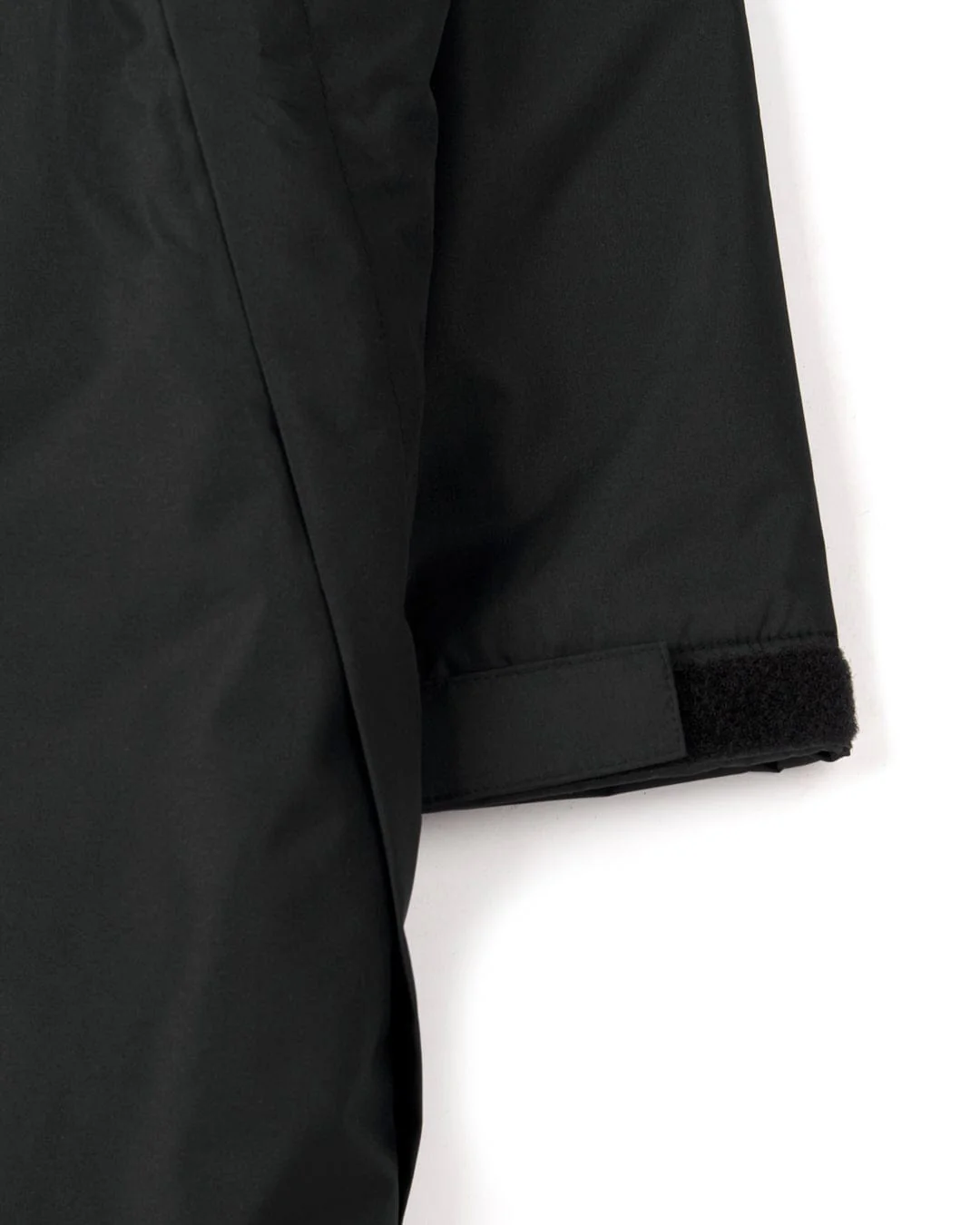 Recycled Kids Changing Robe Black/Red - Image 10