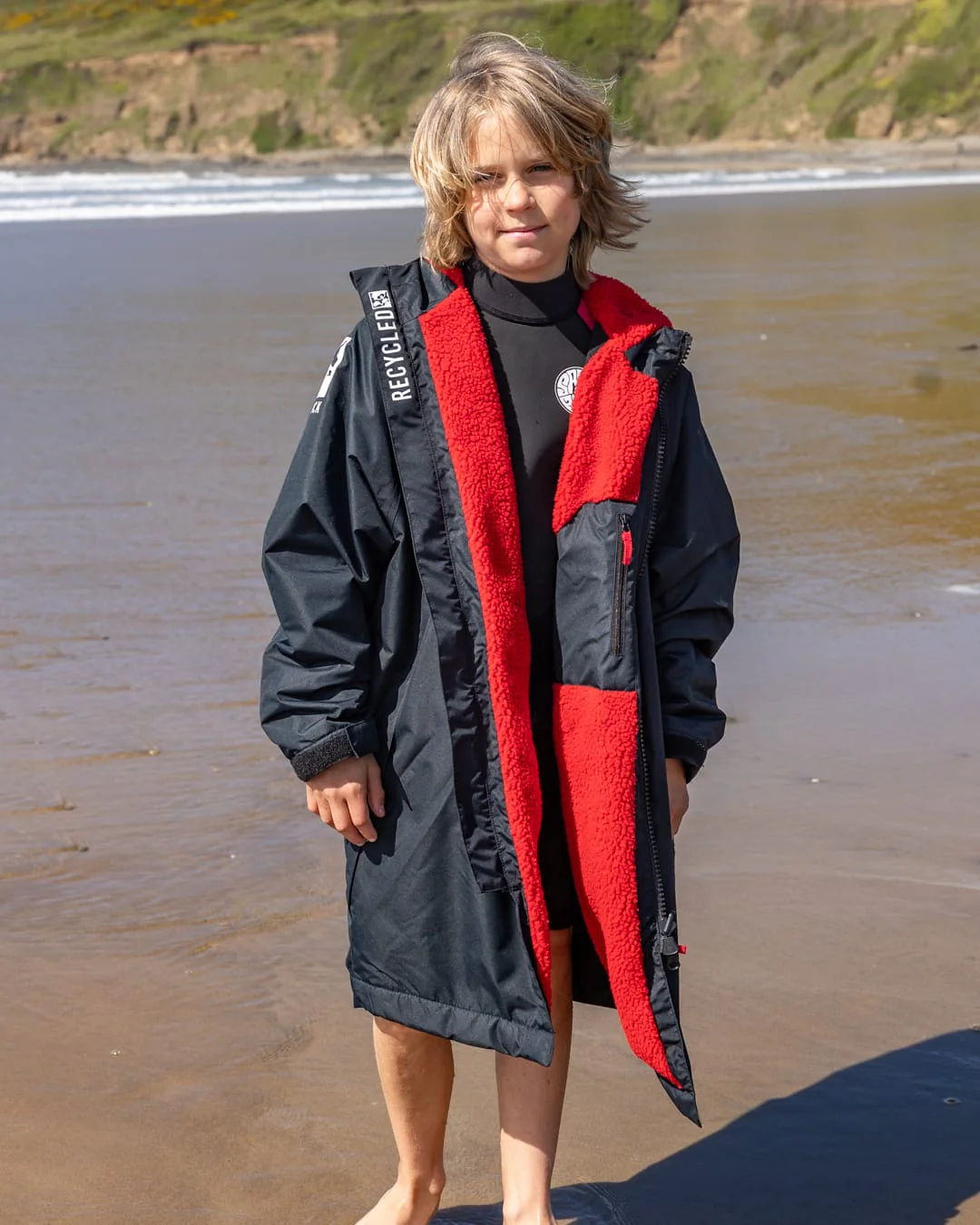 Recycled Kids Changing Robe Black/Red - Image 4