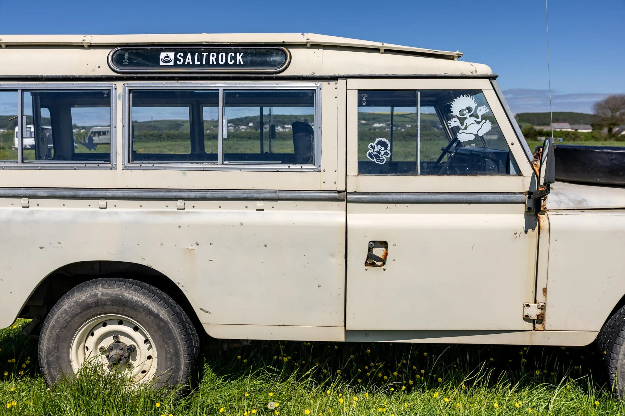 Corp Logo Van Sticker in White - Image 4