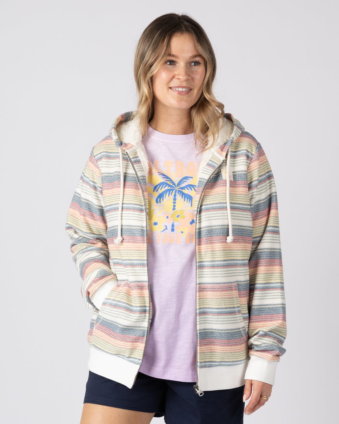Delen  Womens Lined Hoodie in Multi - Image 2