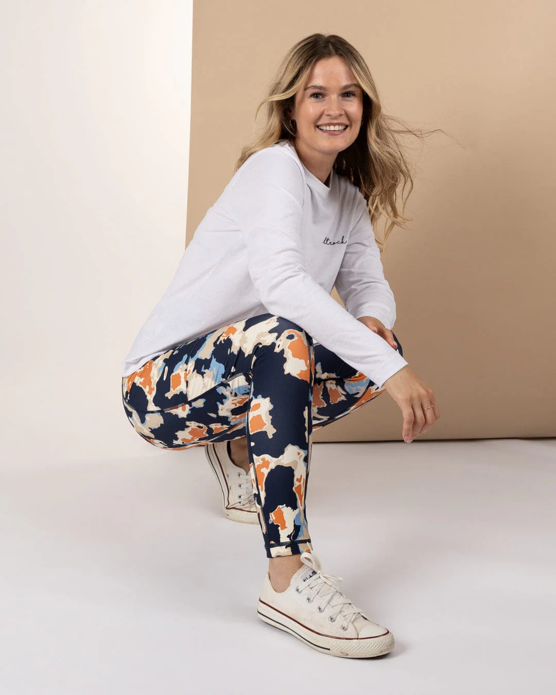 Folie Womens Leggings in Blue/Orange - Image 2