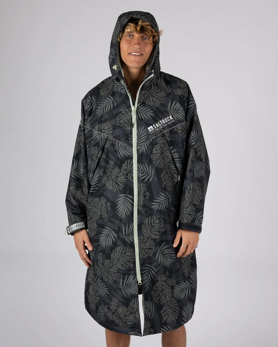 Warp Surf Changing Robe Dark Grey - Image 7