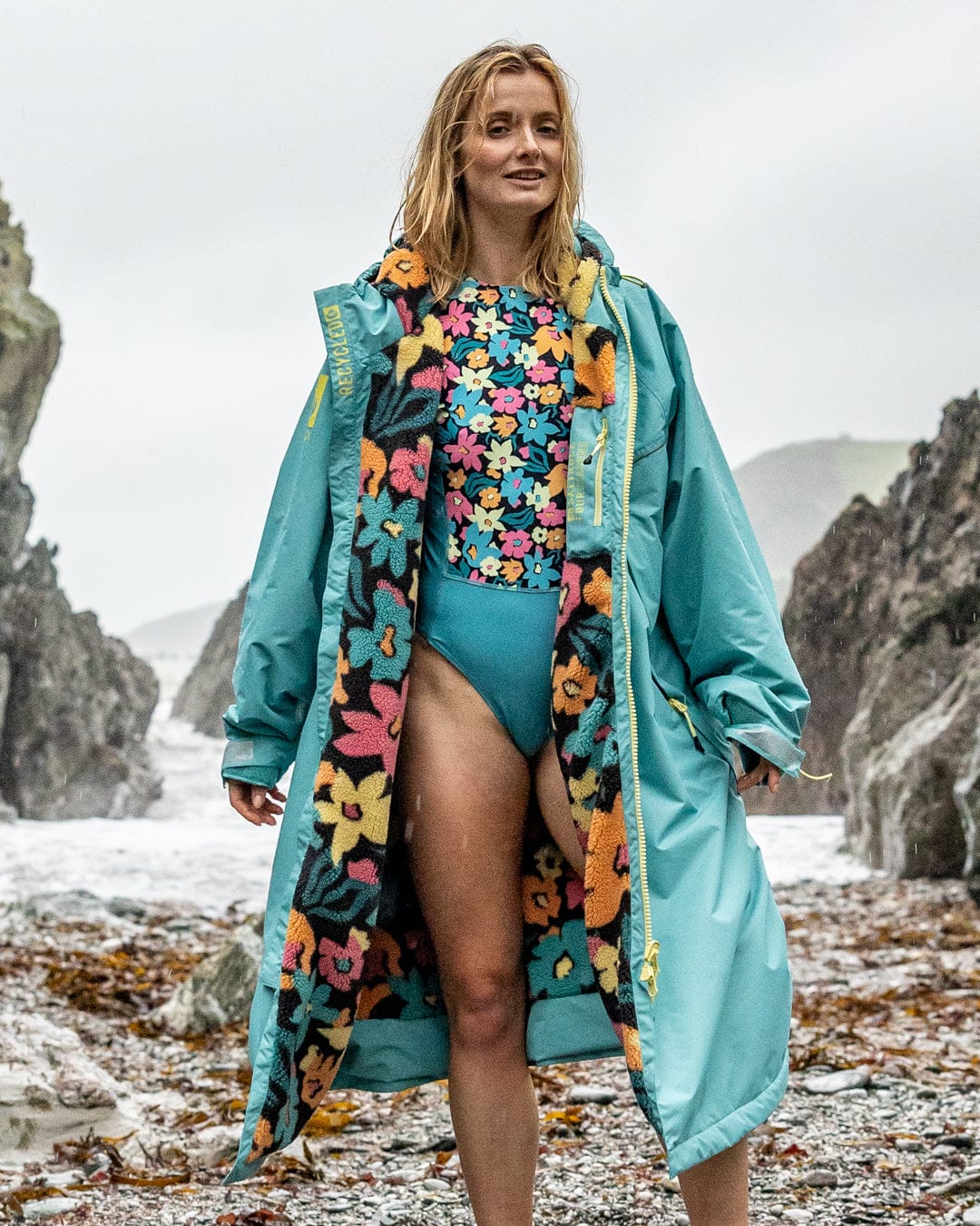 Holidaze Changing Robe Blue - Image 3