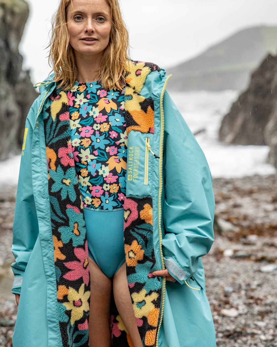 Holidaze Changing Robe Blue - Image 4