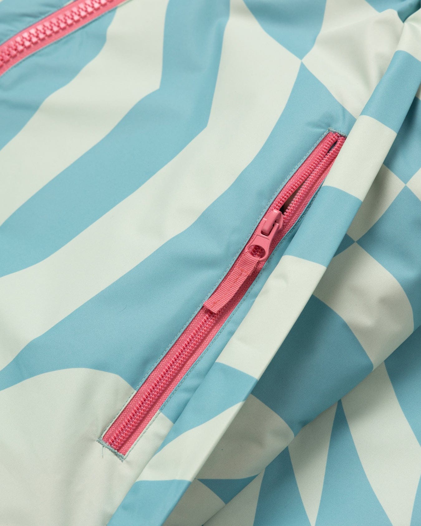 Warp Recycled Kids Changing Robe in Blue - Image 11