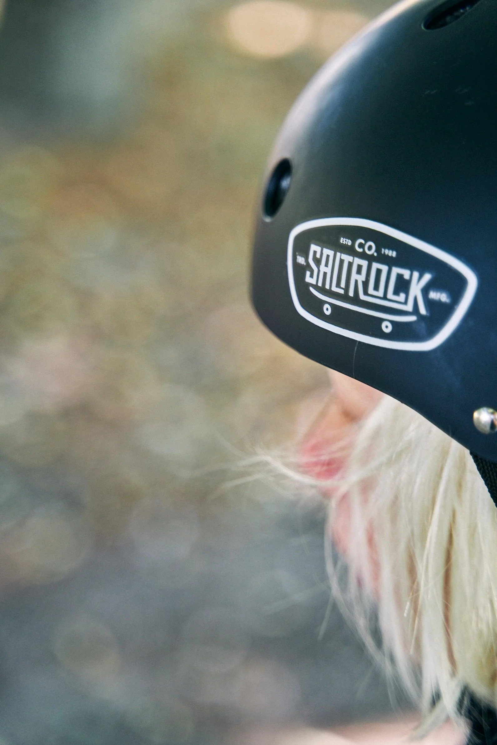 Hardskate Skate Helmet in Black - Image 3