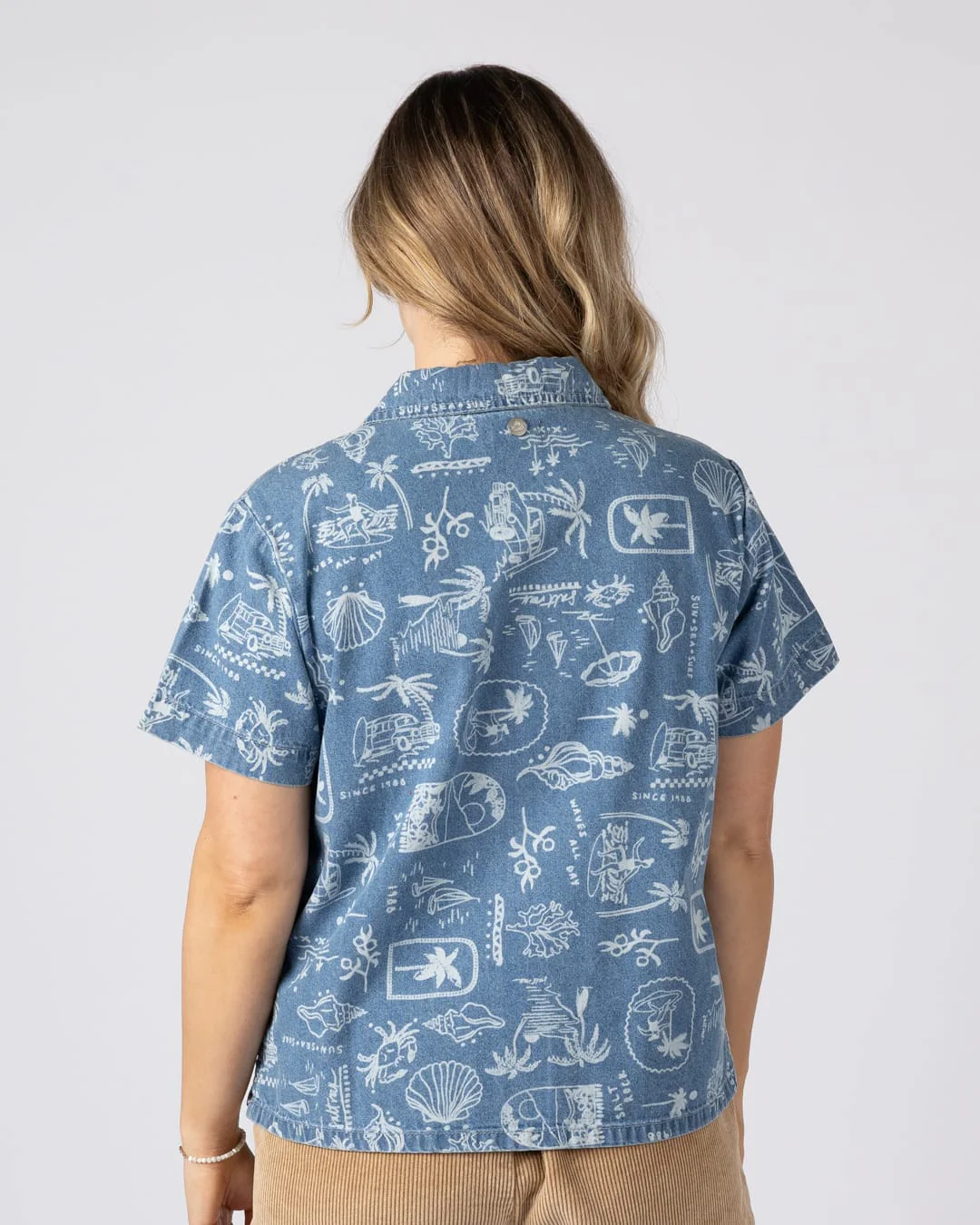 Island Life Short Sleeve Shirt in Blue - Image 4