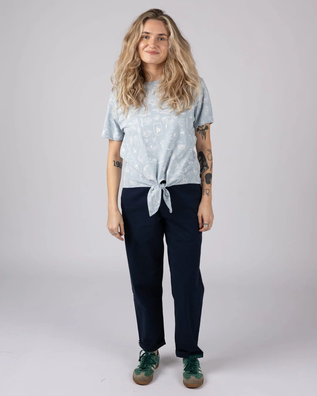 Island Life Womens Short Sleeve Tee in Light Blue - Image 7