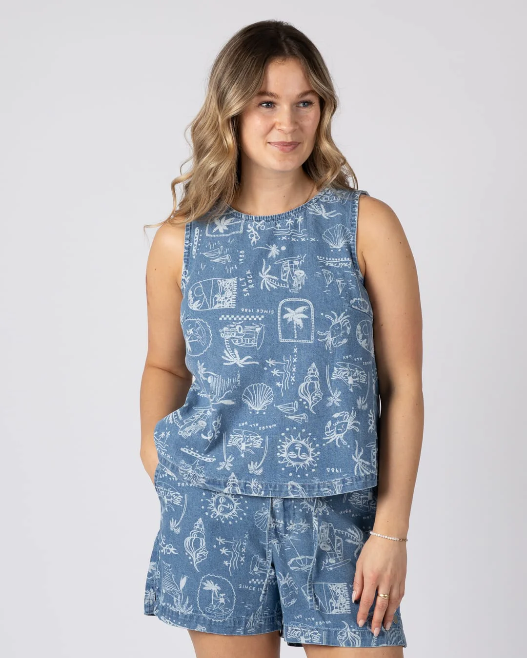 Island Life Vest in Blue - Image 3