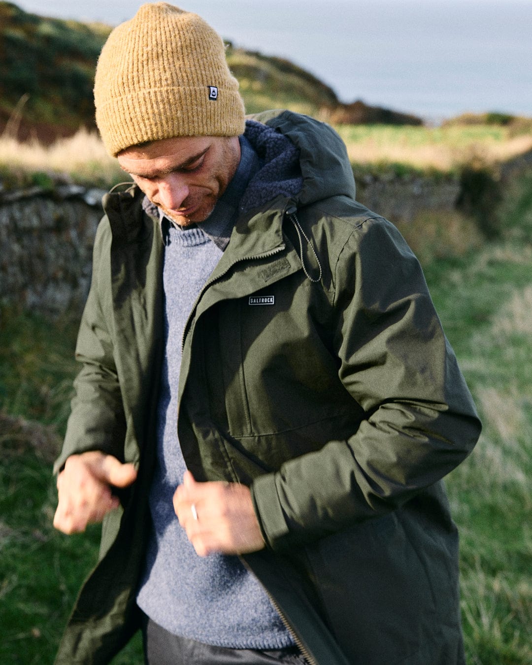 Linden Mens Water Resistant Coat in Green - Image 10