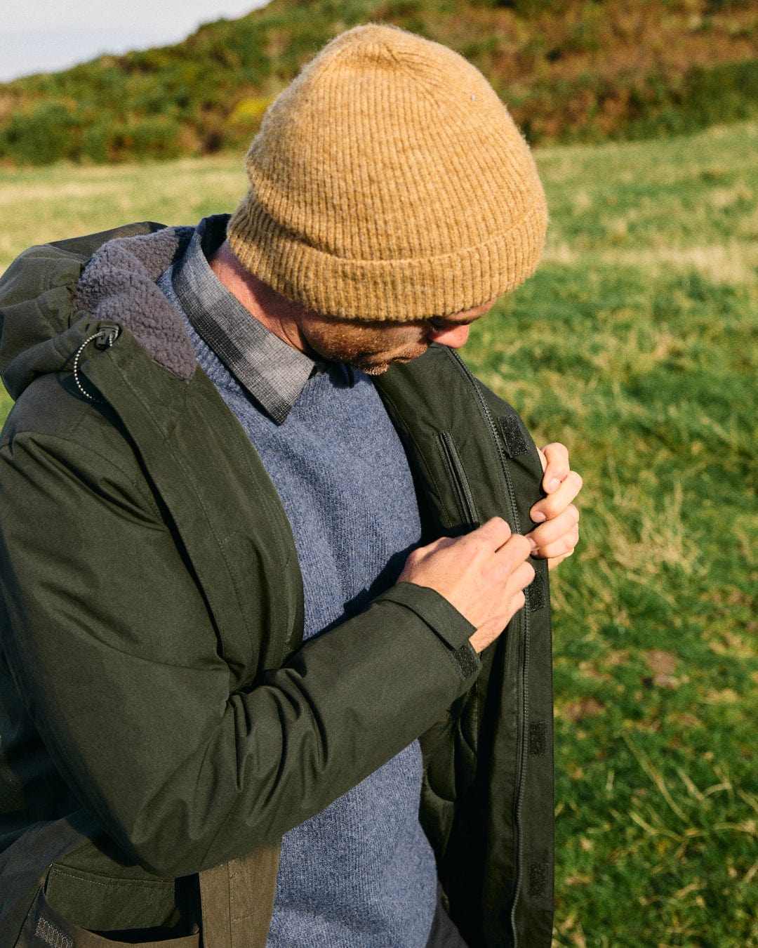 Linden Mens Water Resistant Coat in Green - Image 6