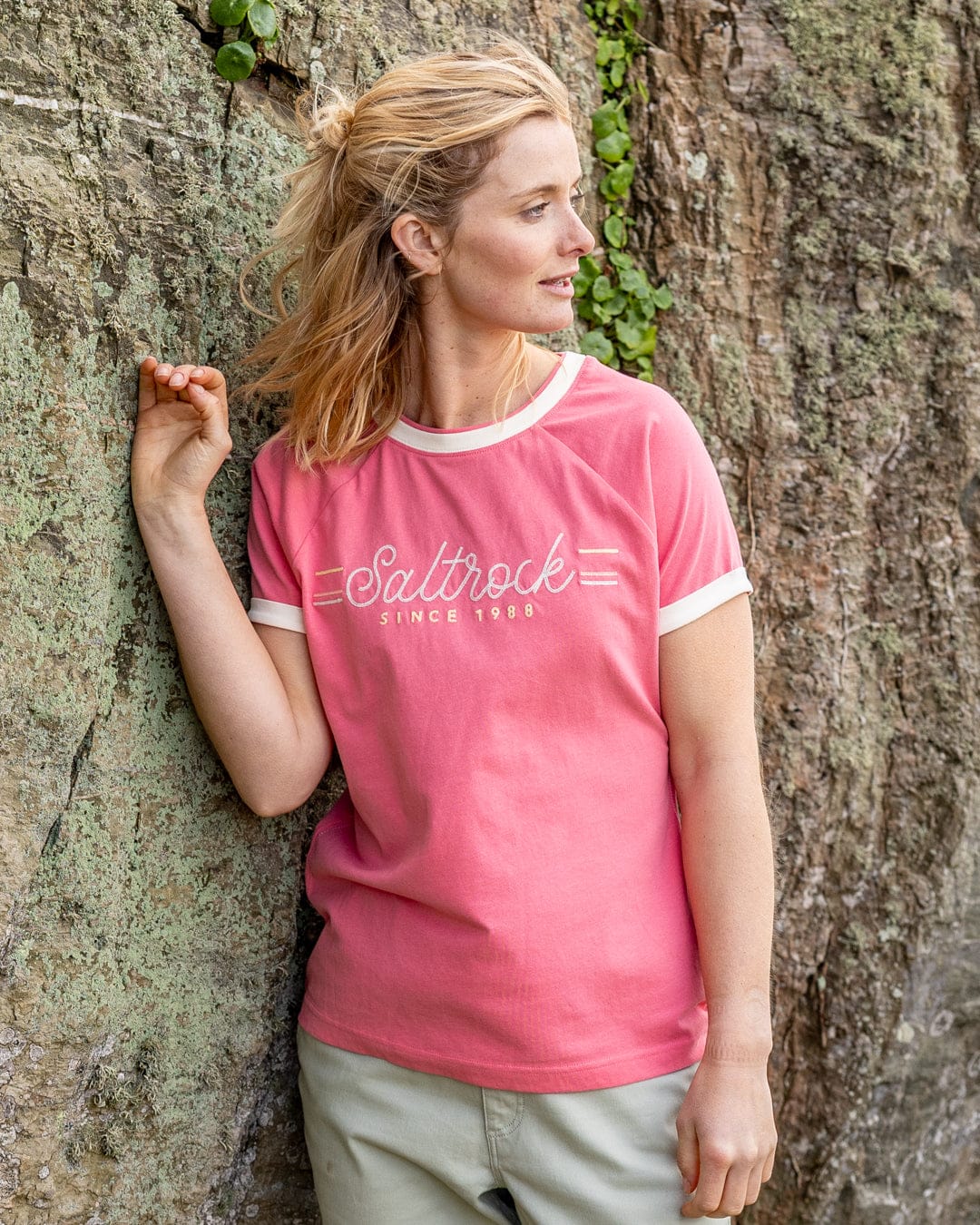 Links  Womens Short Sleeve Ringer T-Shirt in Pink