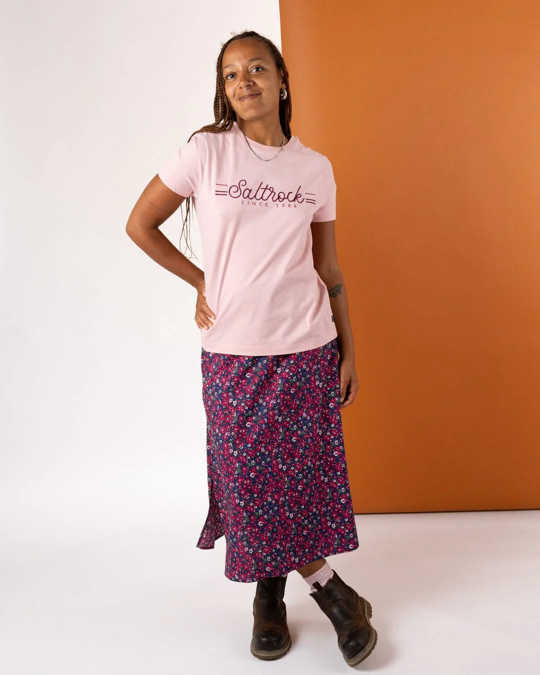 Links Womens Short Sleeve T-Shirt in Pink - Image 3