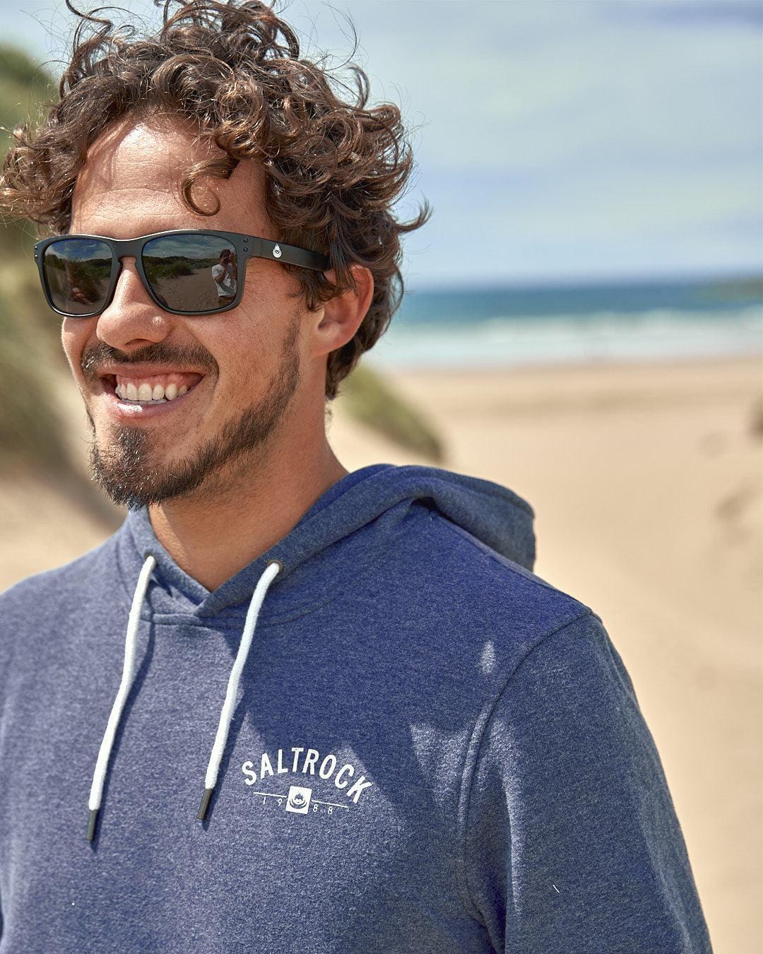 Location Mens Pop Hoodie in Newquay - Dark Blue - Image 3