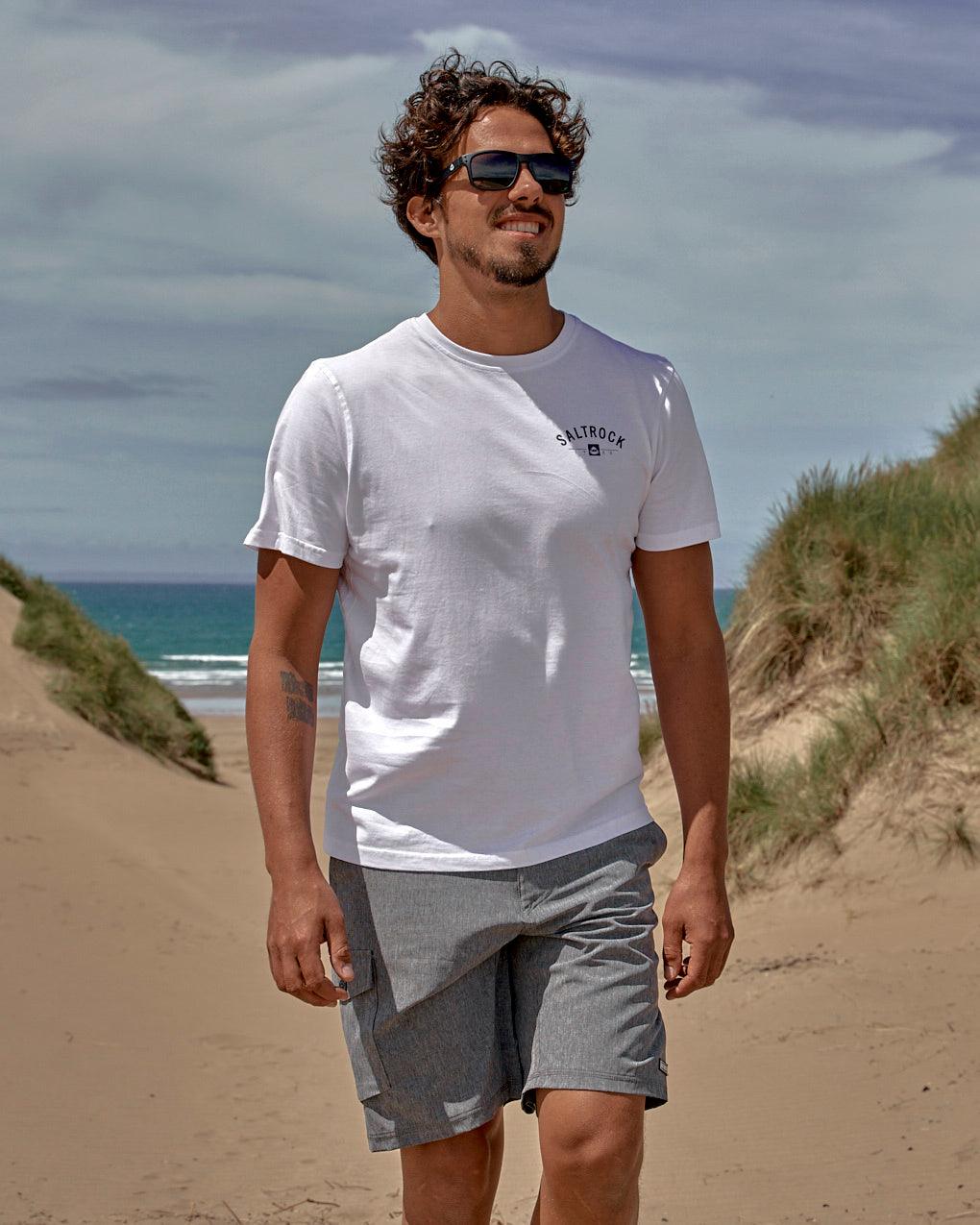 Location Mens T-Shirt Dartmouth in White - Image 2