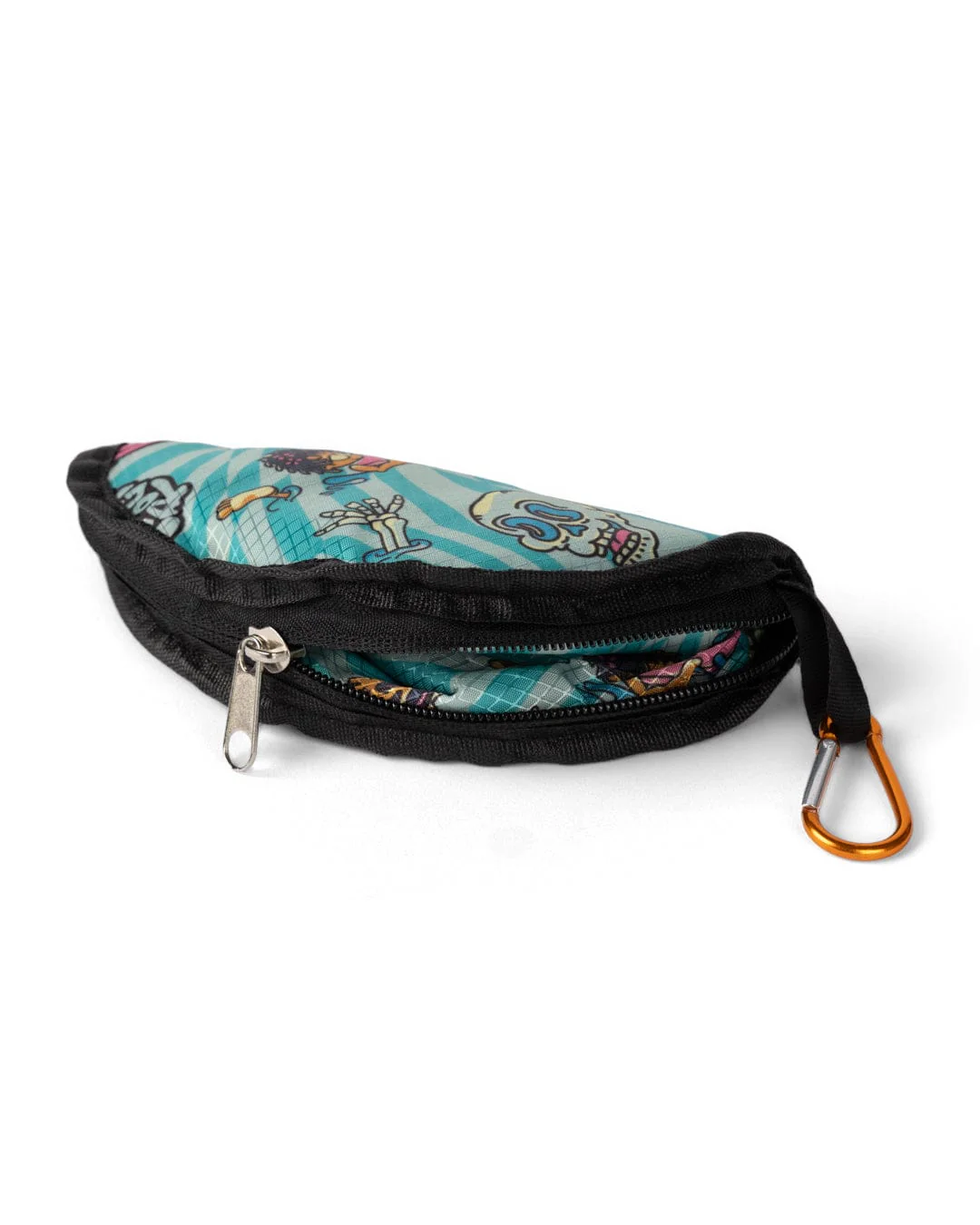 Lush Waves Pet packable bowl in Blue - Image 4