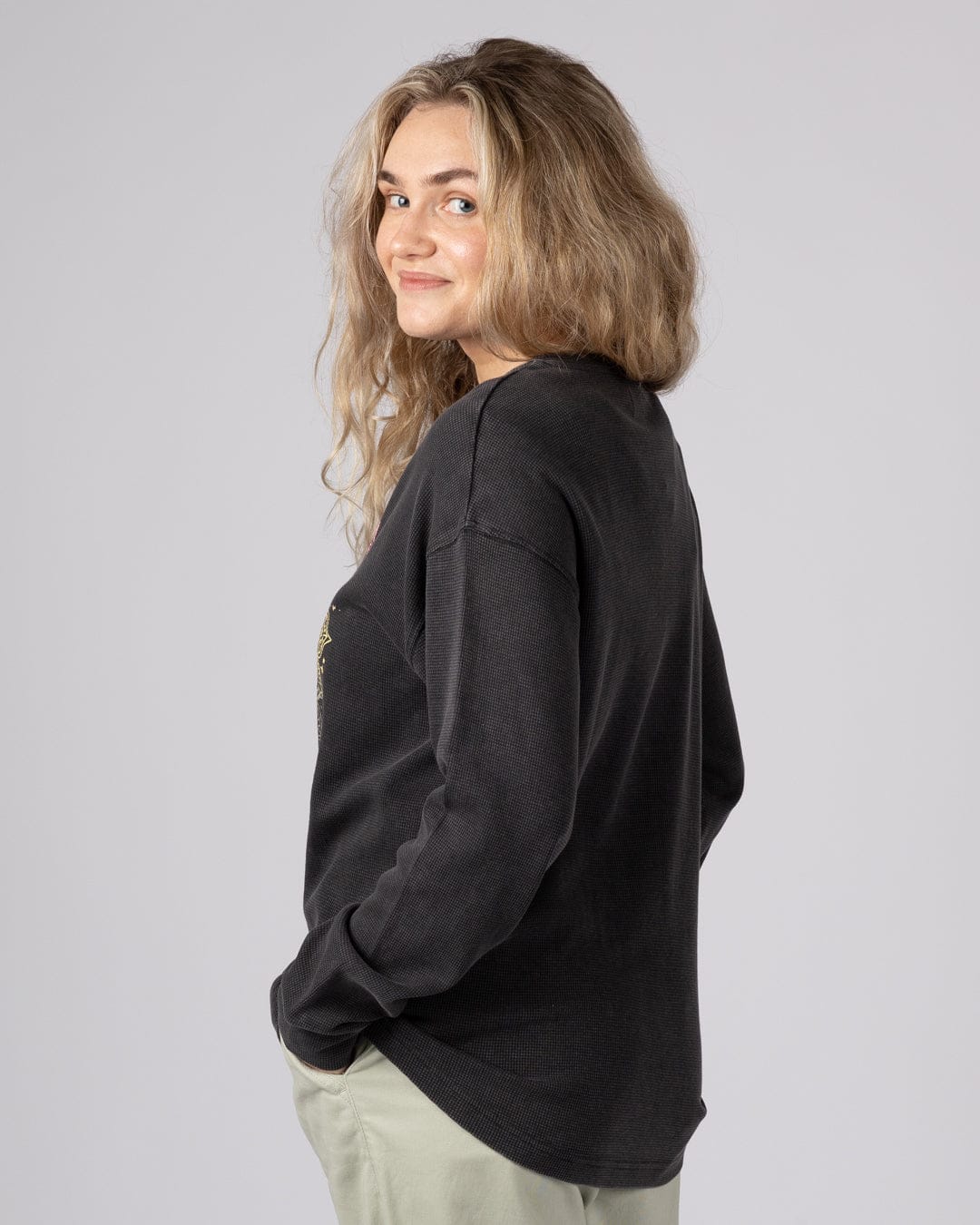 Make Magic Womens Oversized Long Sleeve T-Shirt in Dark Grey - Image 5
