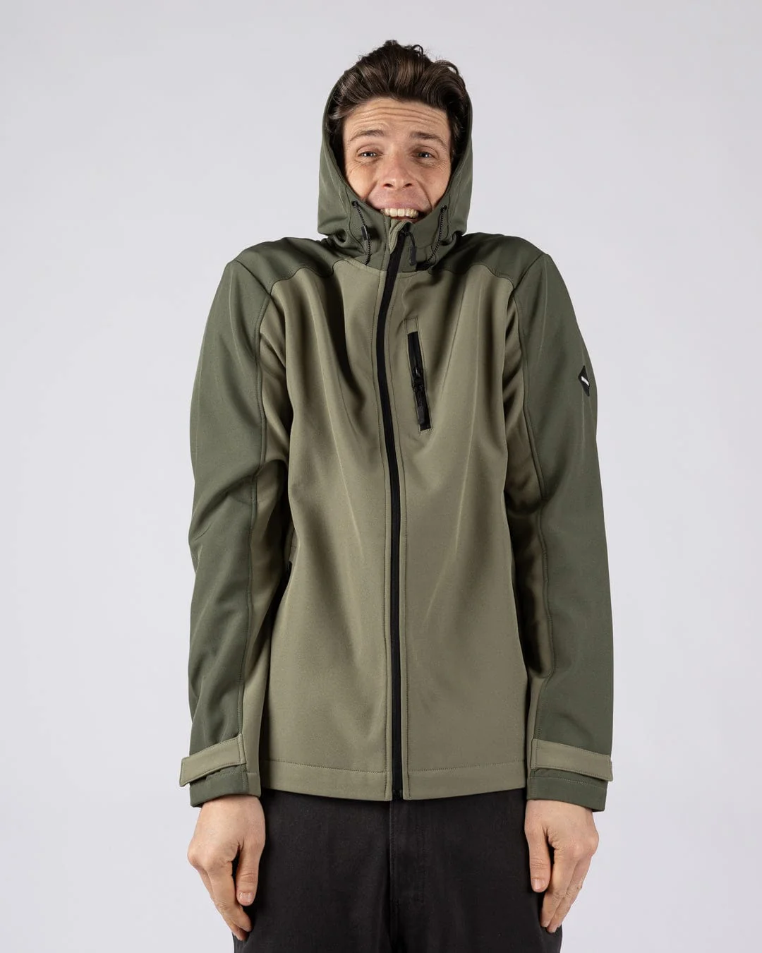 Munry Mens Water Resistant Softshell Jacket in Dark Green - Image 3