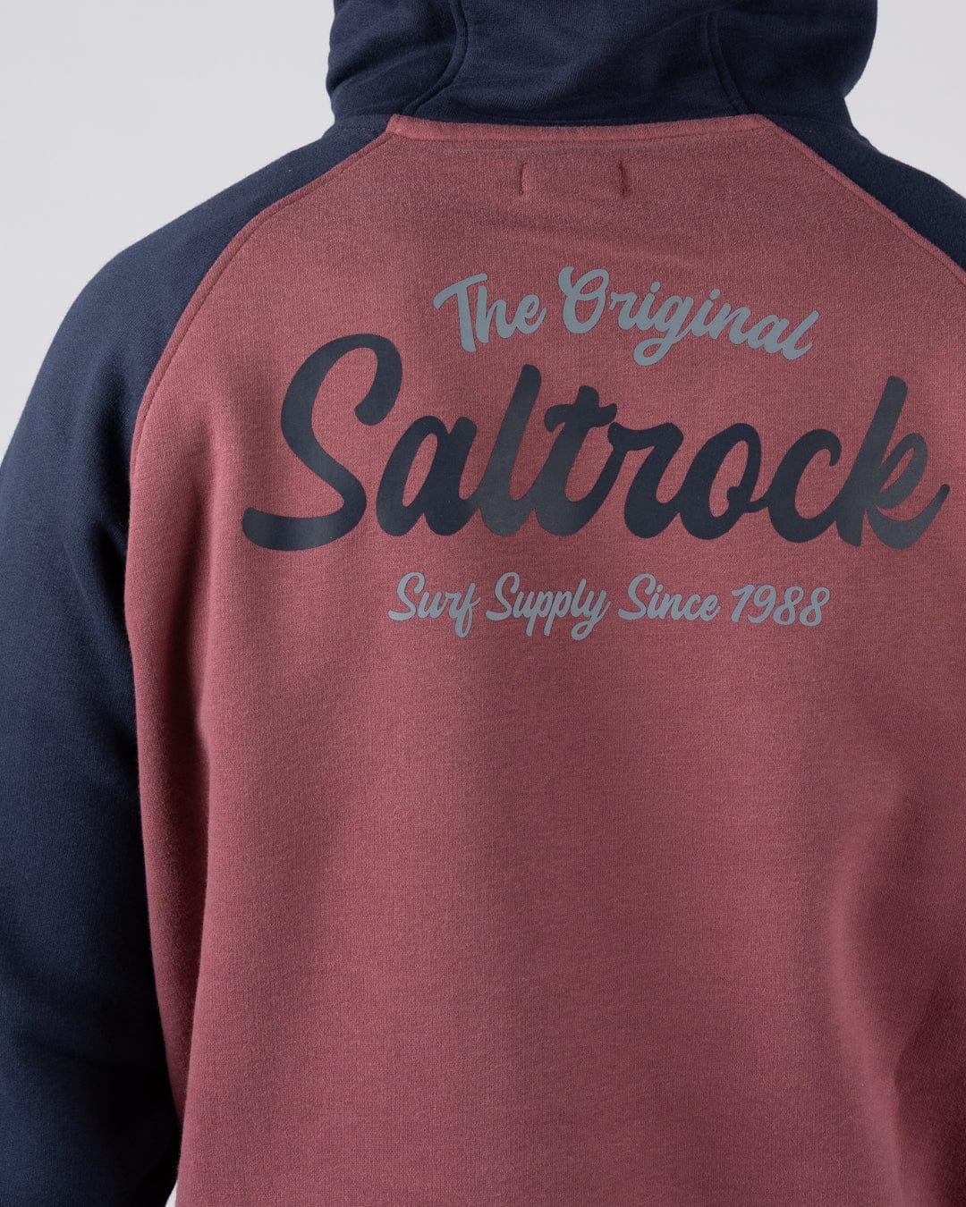 Postcard Script Mens Raglan Pop Hoodie in Dark Pink/Blue - Image 5