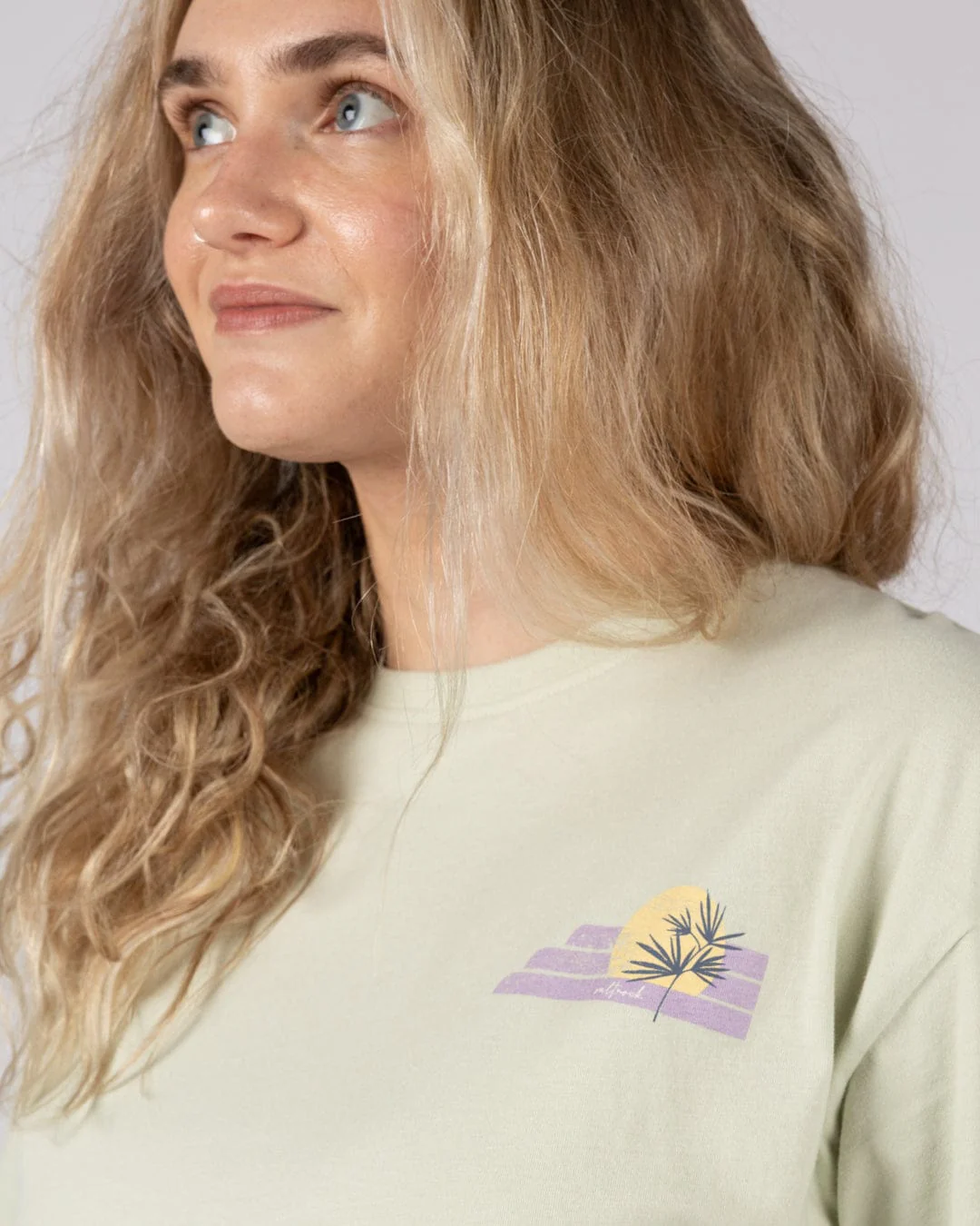 Poster Location Cornwall Womens Oversized Short Sleeve T-Shirt in Light Green - Image 3