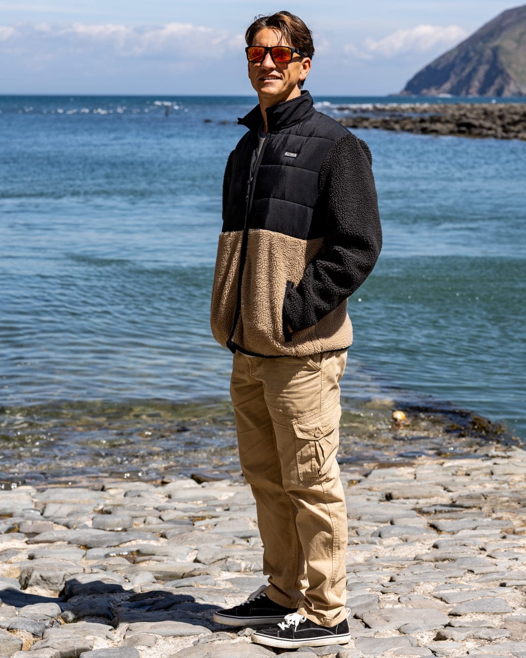 Rafe Mens Zip Fleece in Black/Beige - Image 7