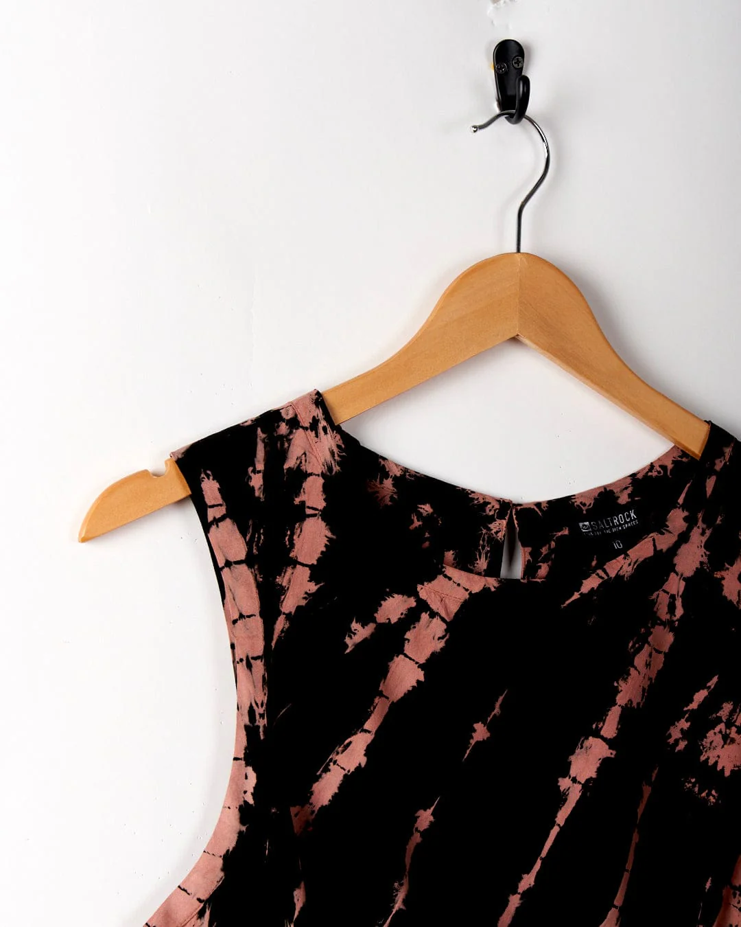 Saffron Womens Tie Front Vest in Black - Image 4