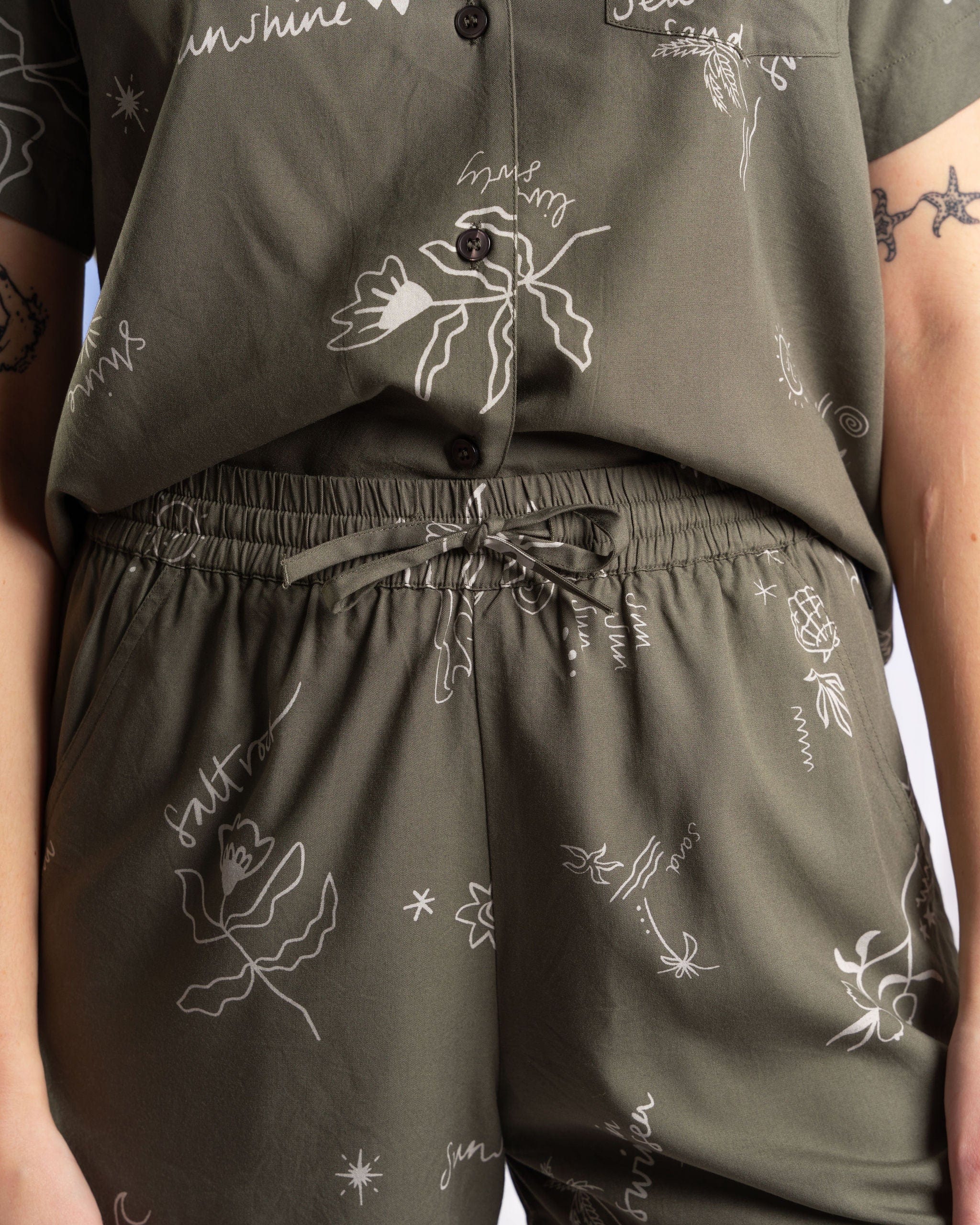 Serenity Womens Lightweight Shorts in Green - Image 2