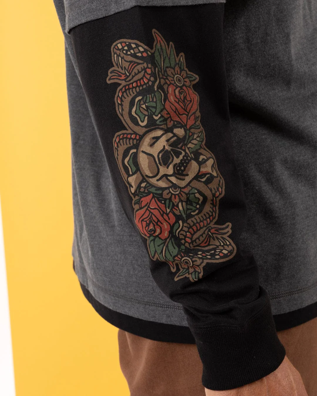 Shaka Tattoo Mens Oversized Long Sleeve T-Shirt in Dark Grey - Image 4