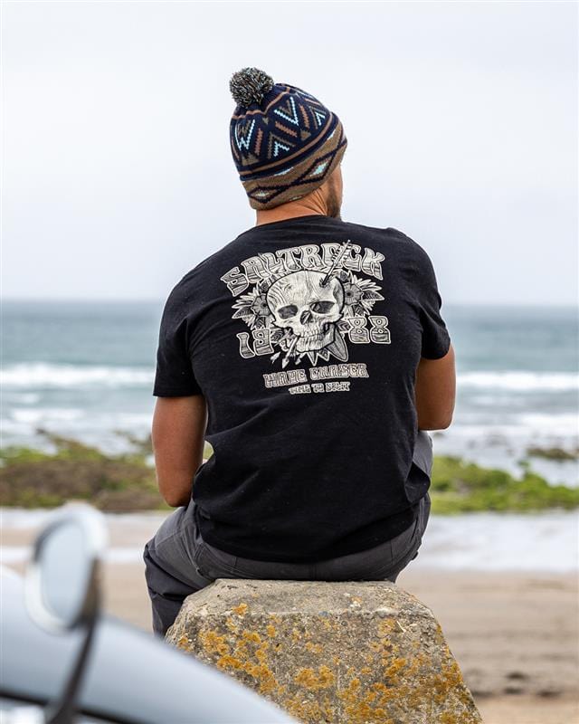 Split Mens Short Sleeve T-Shirt in Black