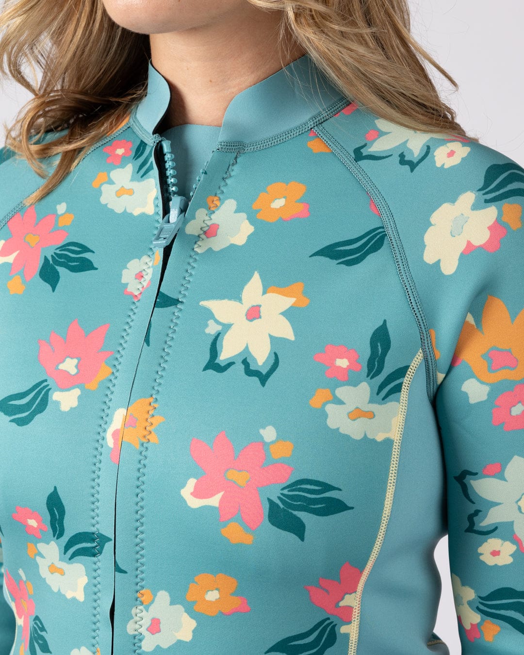 Surfdaze Womens 2mm Wetsuit Jacket in Blue - Image 5