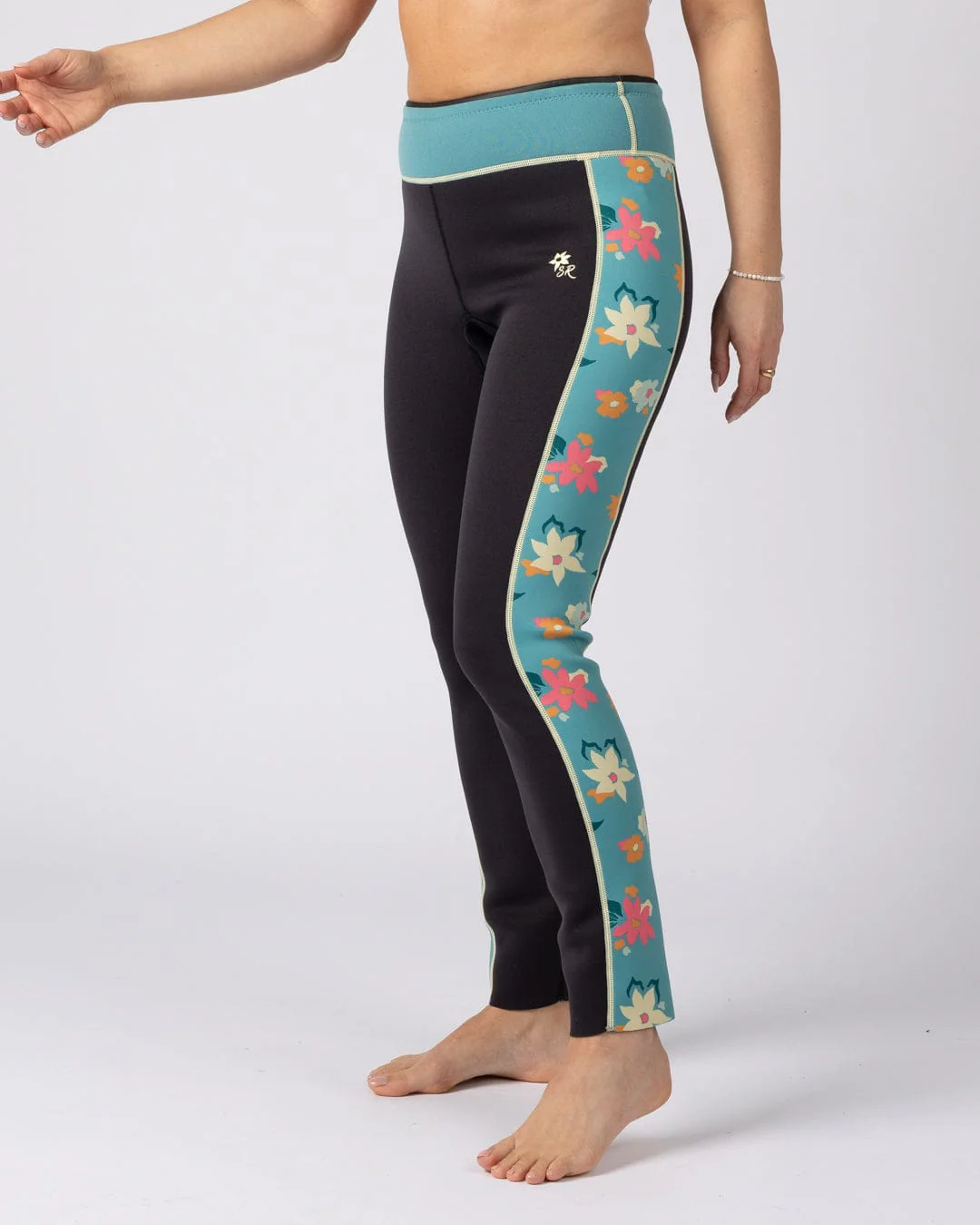 Surfdaze Womens Wetsuit Legging in Dark Grey - Image 5