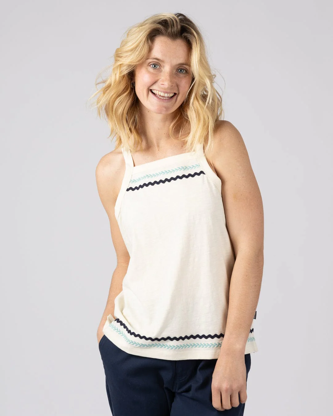Talwyn Womens Slub Vest in Cream - Image 5