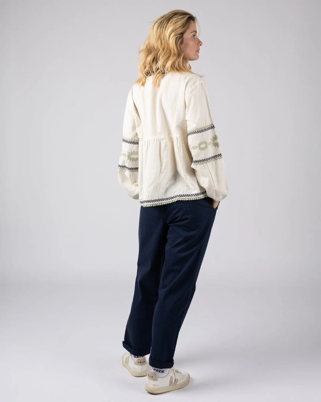 Tia Womens Blouse in White - Image 10