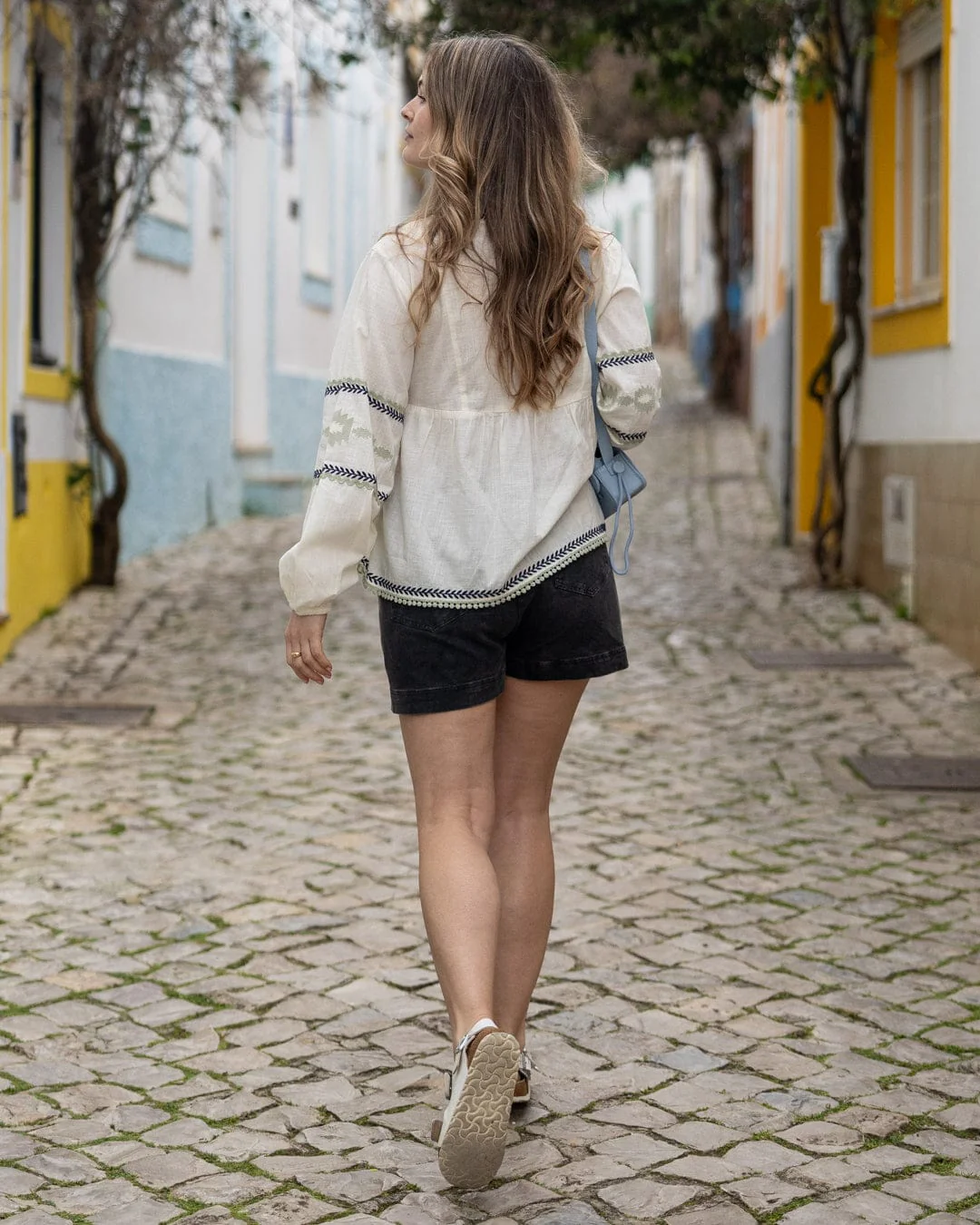 Tia Womens Blouse in White - Image 4