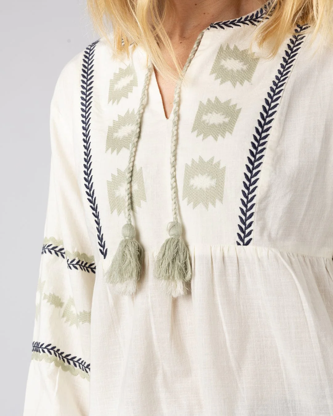 Tia Womens Blouse in White - Image 6