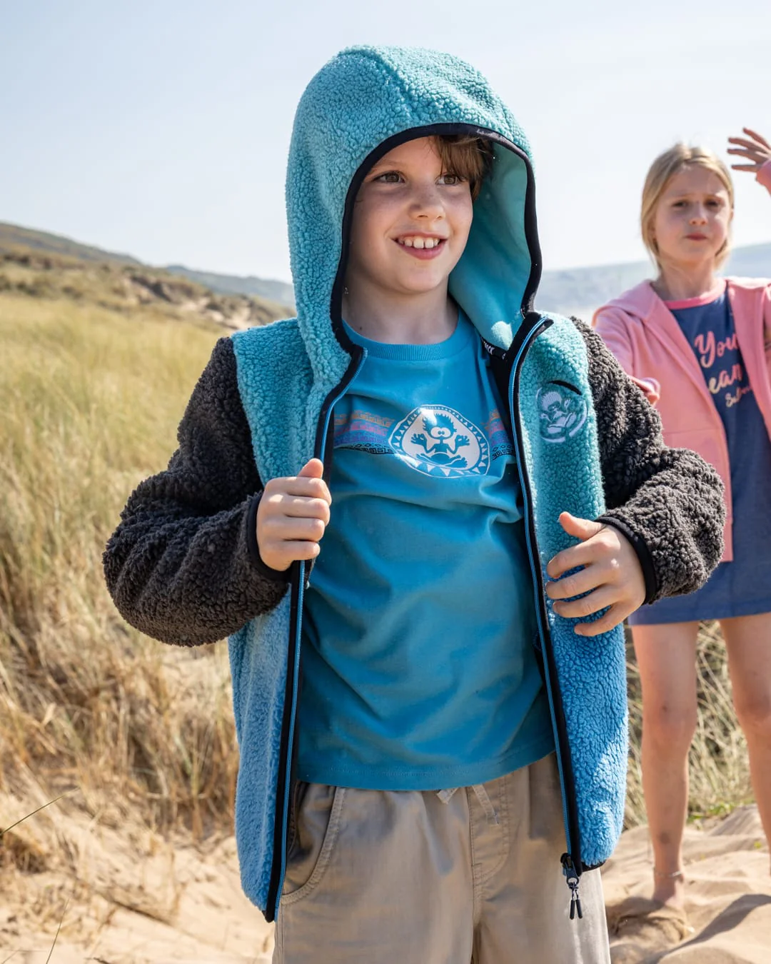 Tok Emery Kids Fleece in Blue/Black - Image 4