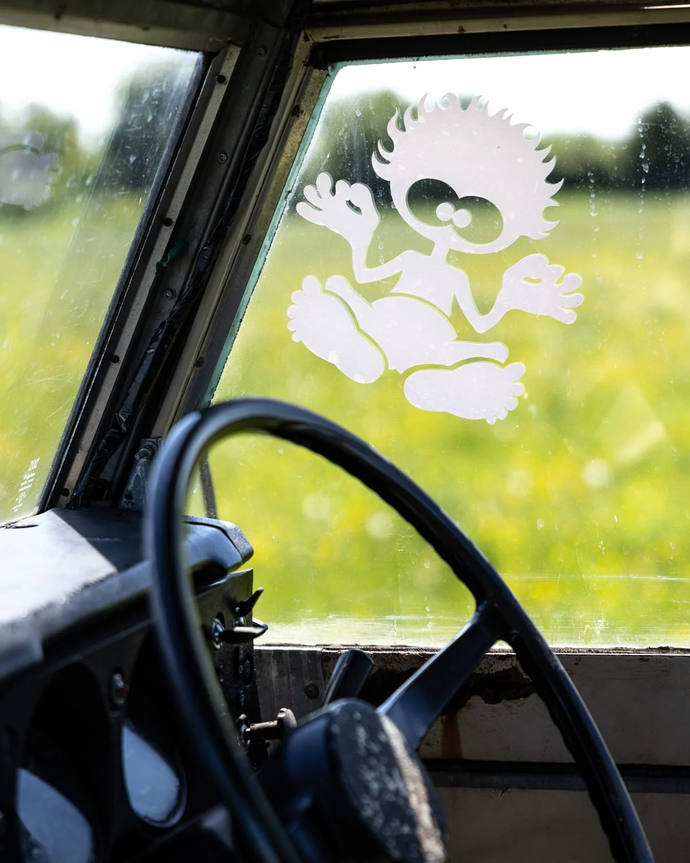 Tok Van Sticker in White - Image 4